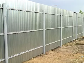 Оцинкованный забор из профлиста высокий купить Москва